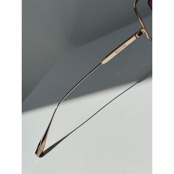 NEW Valentino VLS116-C Gold Pink Oversized Square Sunglasses - Picture 9 of 10